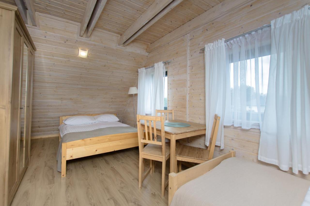 Bajeczny Dworek Karwia Esterno foto
