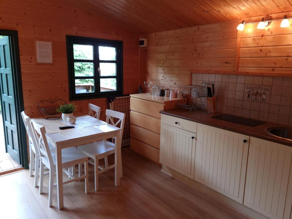 Bajeczny Dworek Karwia Esterno foto